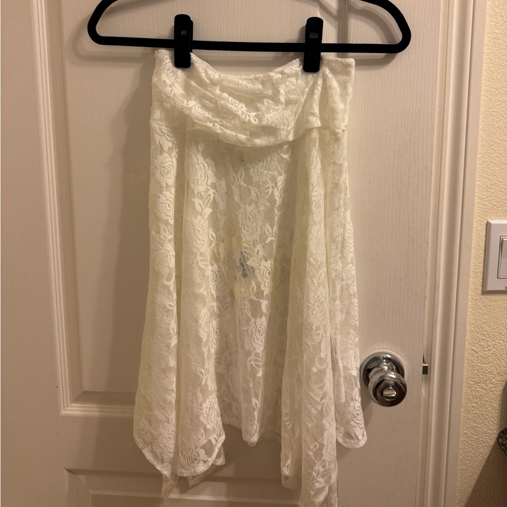 still in tags/never worn! lace white skirt from peppermayo, size S /M